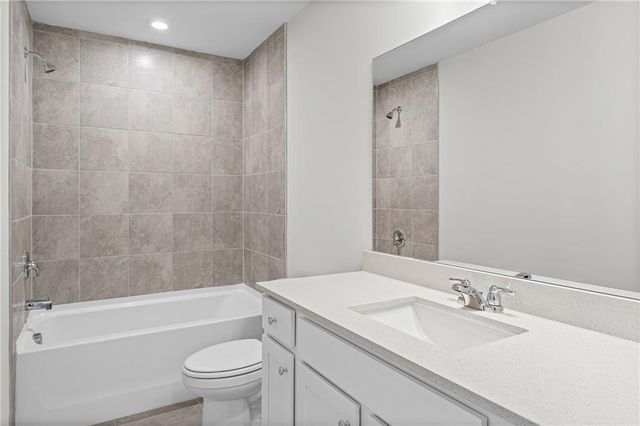 293 Nesta Grove Drive, Locust Grove, GA 30248