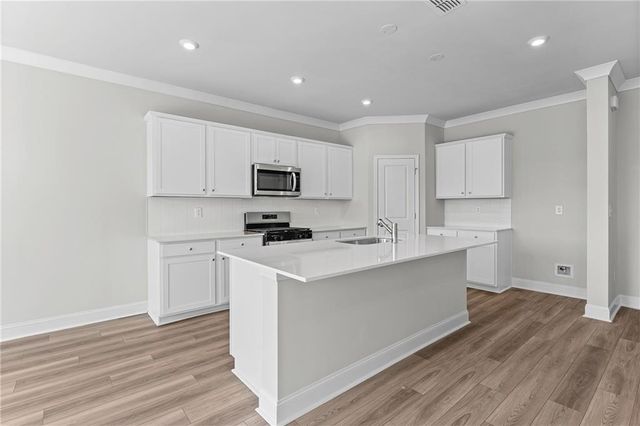 293 Nesta Grove Drive, Locust Grove, GA 30248