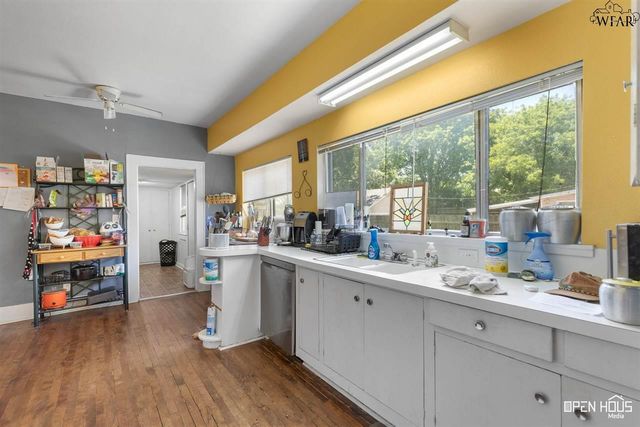 2001 VICTORY AVENUE, Wichita Falls, TX 76301