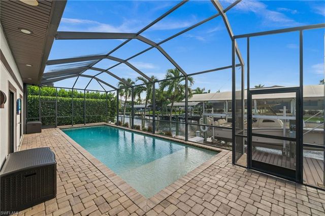 5815 SW 1st PL, Cape Coral, FL 33914