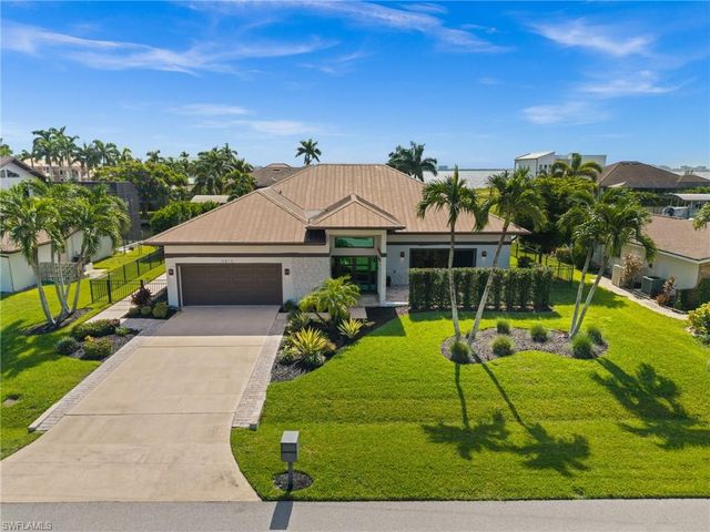 5815 SW 1st PL, Cape Coral, FL 33914