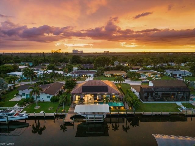 5815 SW 1st PL, Cape Coral, FL 33914