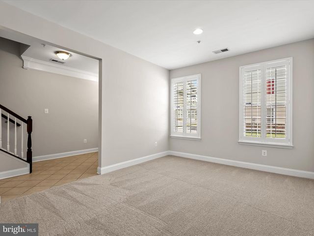 5803 LOIS LN, Ellicott City, MD 21043