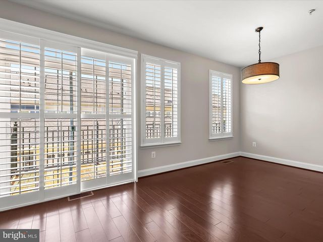 5803 LOIS LN, Ellicott City, MD 21043