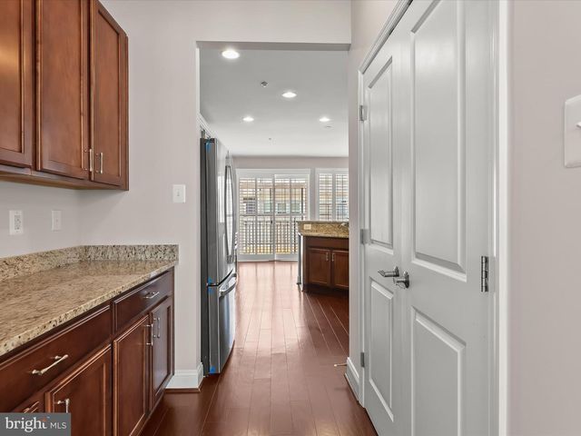 5803 LOIS LN, Ellicott City, MD 21043