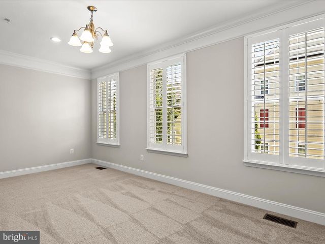 5803 LOIS LN, Ellicott City, MD 21043