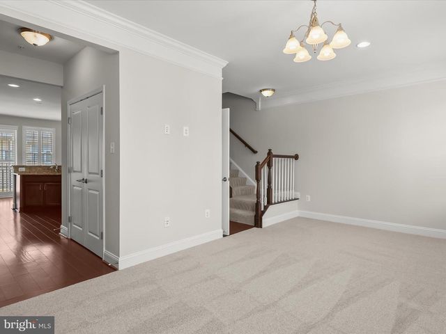 5803 LOIS LN, Ellicott City, MD 21043