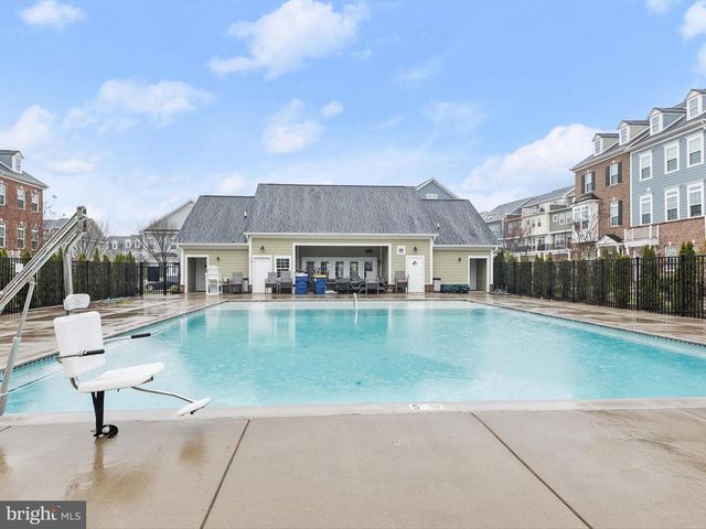 5803 LOIS LN, Ellicott City, MD 21043