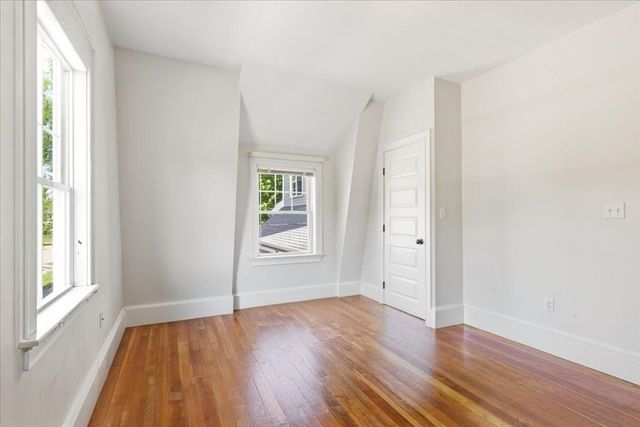 120 Winnifred Rd, Brockton, MA 02301