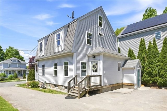 120 Winnifred Rd, Brockton, MA 02301