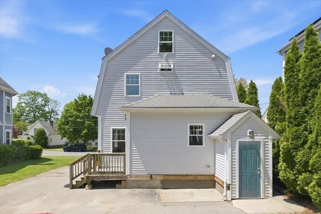 120 Winnifred Rd, Brockton, MA 02301