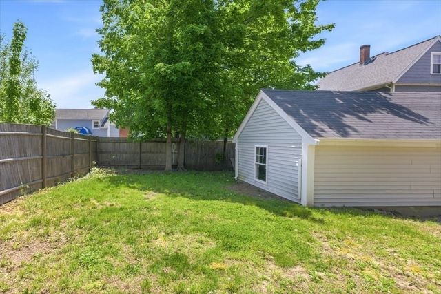 120 Winnifred Rd, Brockton, MA 02301