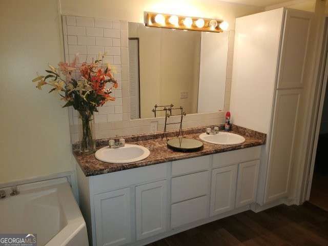 339 Chapel Hill Circle 15, Enigma, GA 31749