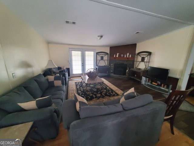 339 Chapel Hill Circle 15, Enigma, GA 31749