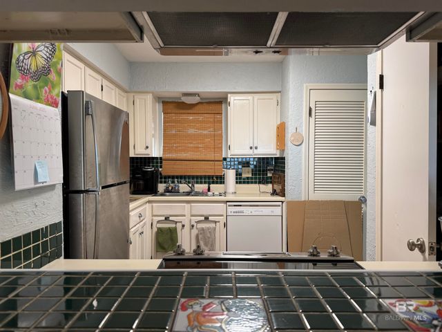 1904 W Beach Boulevard 301, Gulf Shores, AL 36542