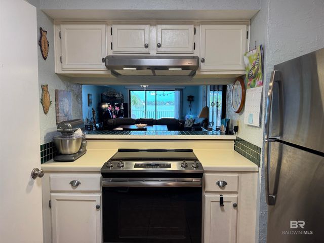 1904 W Beach Boulevard 301, Gulf Shores, AL 36542