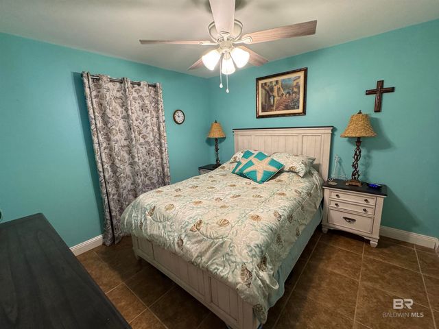 1904 W Beach Boulevard 301, Gulf Shores, AL 36542