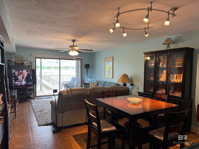 1904 W Beach Boulevard 301, Gulf Shores, AL 36542