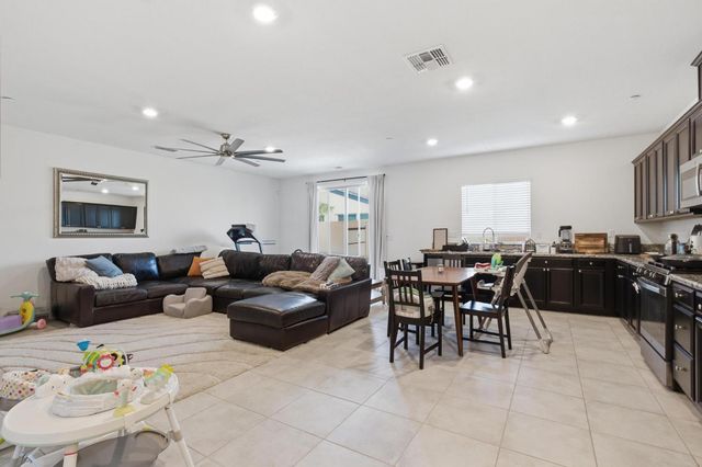 316 Bolero Ct, Roseville, CA 95747