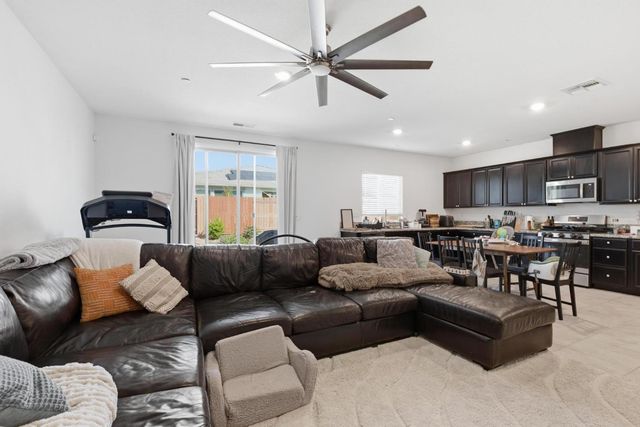 316 Bolero Ct, Roseville, CA 95747