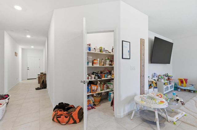 316 Bolero Ct, Roseville, CA 95747