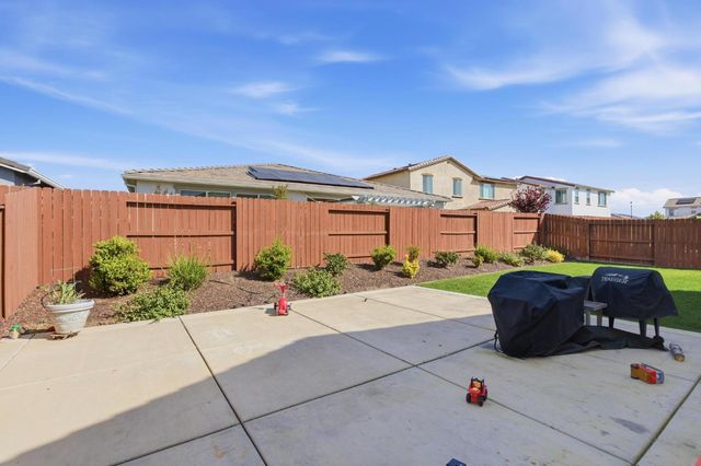 316 Bolero Ct, Roseville, CA 95747