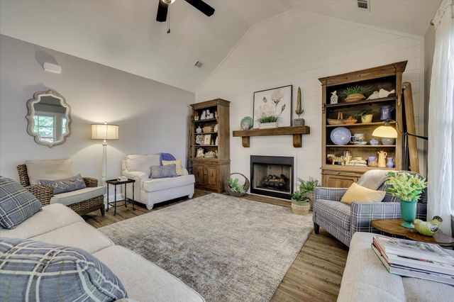 101 Rutledge Lane, Mccormick, SC 29835