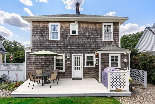 45 Wendell Park, Milton, MA 02186