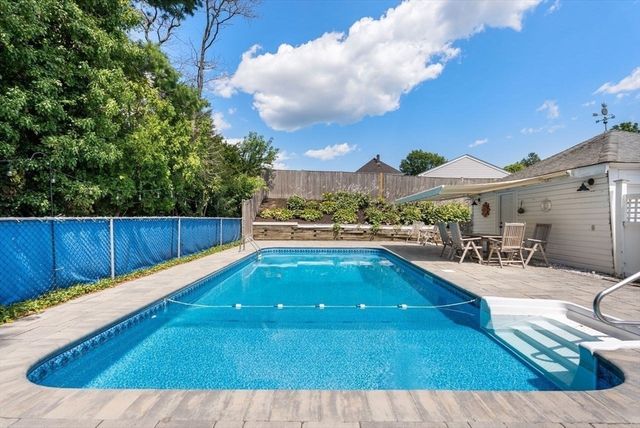 45 Wendell Park, Milton, MA 02186