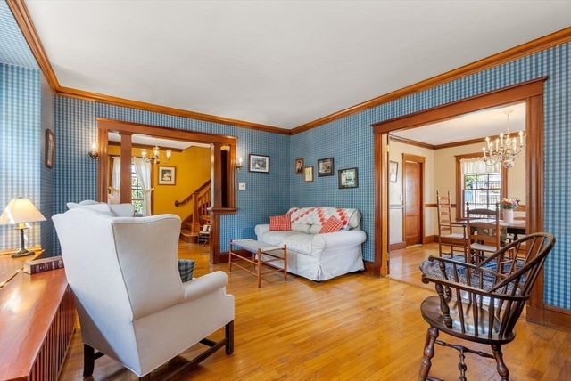 45 Wendell Park, Milton, MA 02186