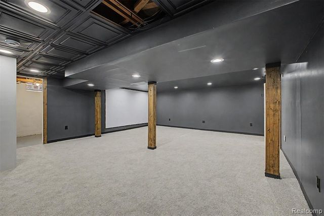 22260 Samuel Street, Taylor, MI 48180
