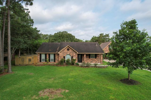 3430 W Meadow Lane, Dickinson, TX 77539