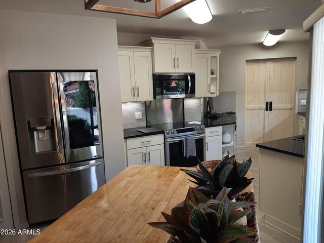 15 RED RANGE Circle, Sedona, AZ 86351