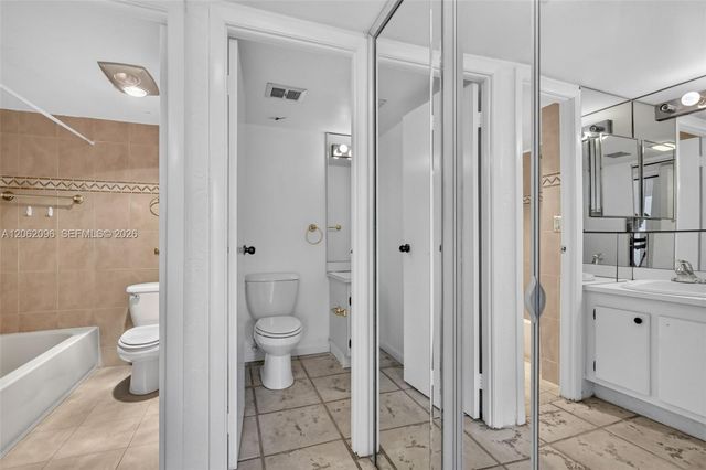 20335 W Country Club Drive 107, Aventura, FL 33180