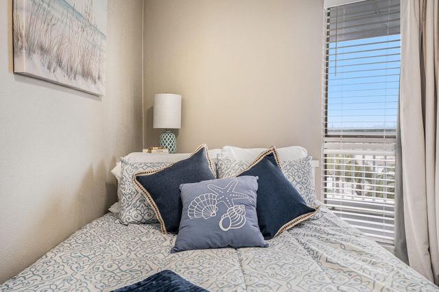 6102 Seawall Boulevard 390, Galveston, TX 77551
