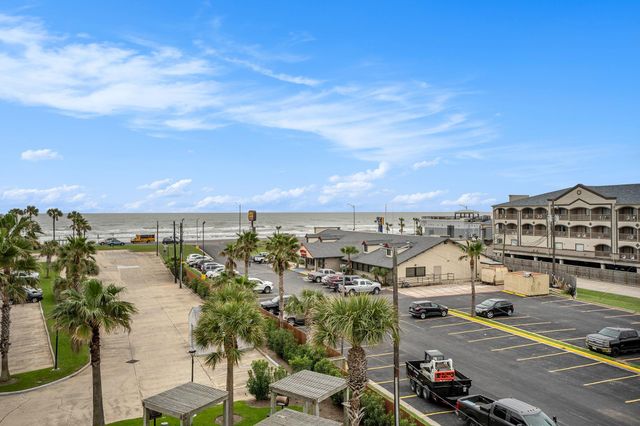 6102 Seawall Boulevard 390, Galveston, TX 77551