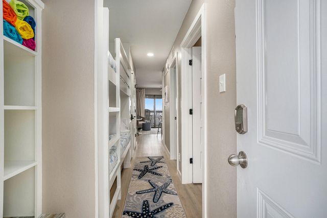 6102 Seawall Boulevard 390, Galveston, TX 77551
