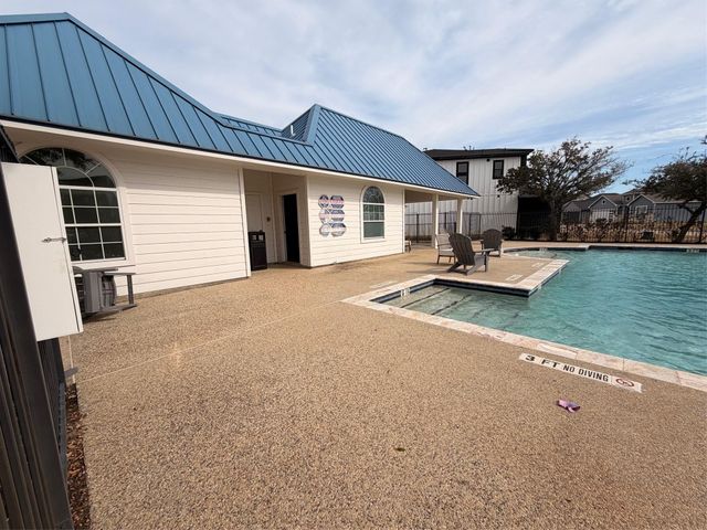 11110 N Lake Mist Lane, Willis, TX 77318