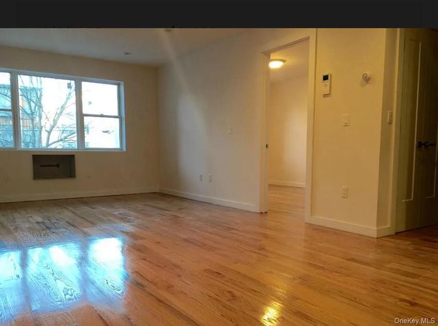 103 Varet Street 2B, Brooklyn, NY 11206