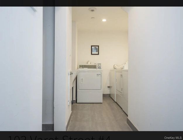 103 Varet Street 2B, Brooklyn, NY 11206