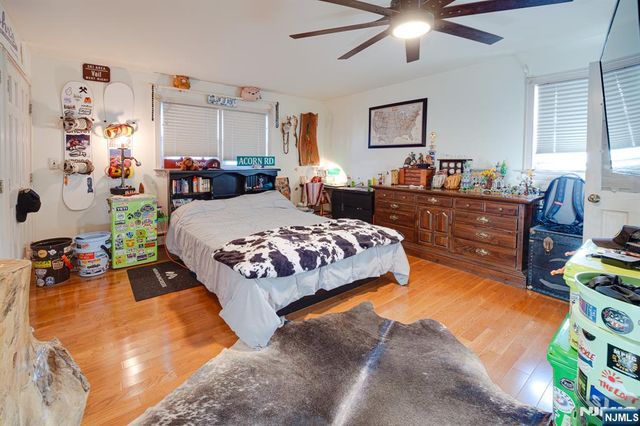 3 Acorn Road, Secaucus, NJ 07094