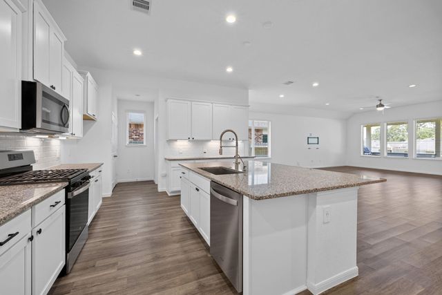 373 Pleasant Hill Way, Conroe, TX 77304