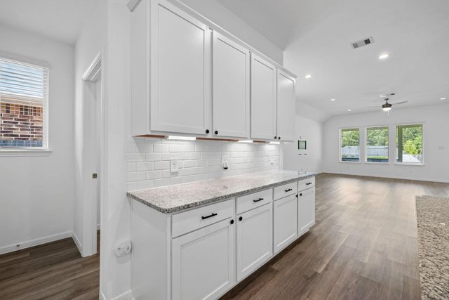 373 Pleasant Hill Way, Conroe, TX 77304