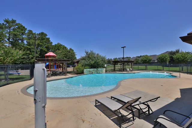 373 Pleasant Hill Way, Conroe, TX 77304