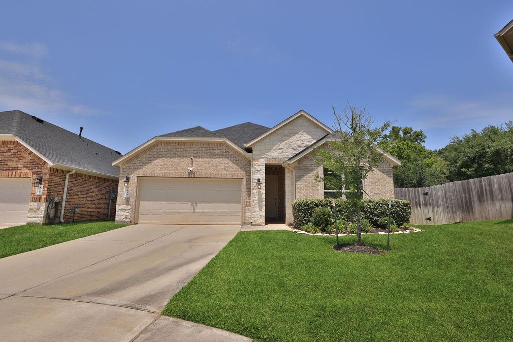 373 Pleasant Hill Way, Conroe, TX 77304