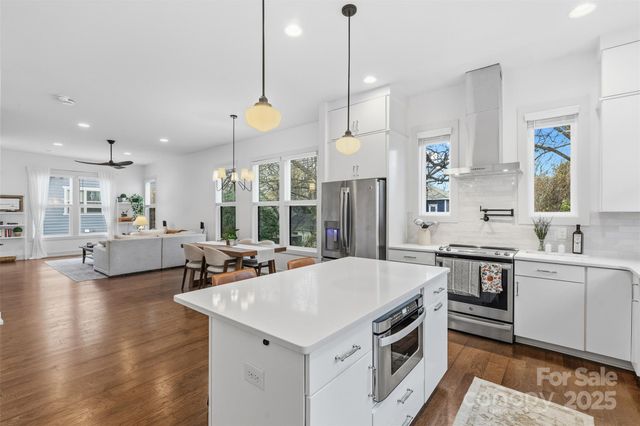 1207 E 36th Street 7, Charlotte, NC 28205