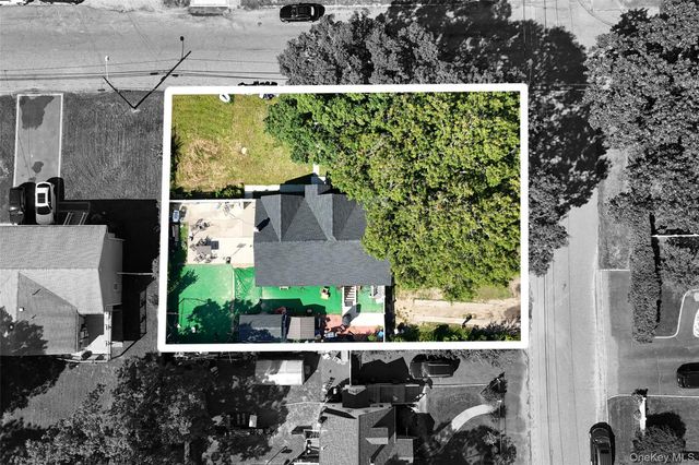 1085 Bay Shore Avenue, Bay Shore, NY 11706