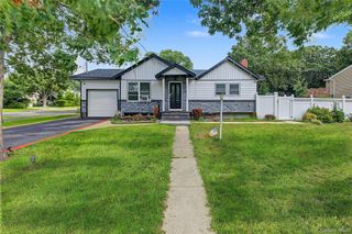 1085 Bay Shore Avenue, Bay Shore, NY 11706