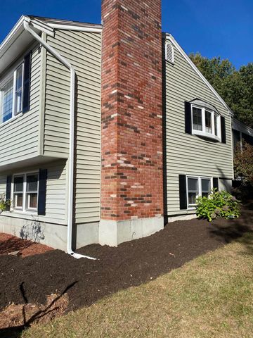676 Cohas Avenue, Manchester, NH 03109