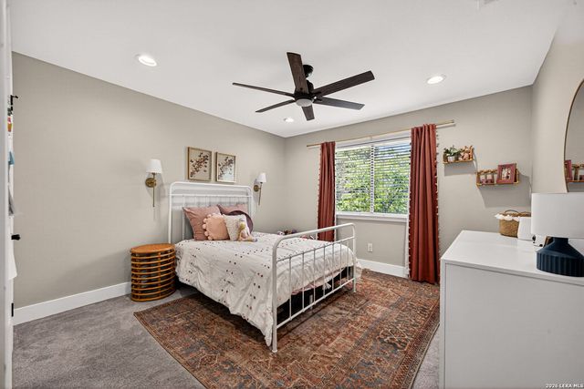 23715 Legend Knoll, San Antonio, TX 78260